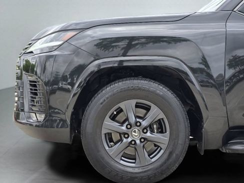 Used 2023 Lexus LX 600 4WD w/ Appearance Package image 40