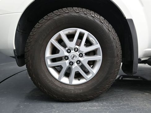 Used 2017 Nissan Frontier SV w/ SV Value Truck Package image 16