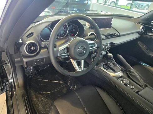 Used 2025 MAZDA MX-5 Miata Grand Touring RWD image 12