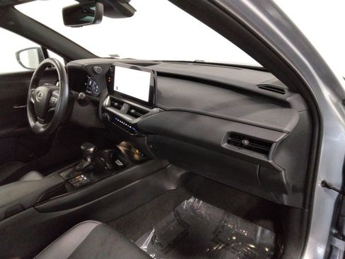 Used 2023 Lexus UX 250h AWD w/ Premium Package image 42