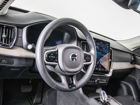 Used 2026 Volvo XC90 B6 Ultra w/ Lounge Package image 19