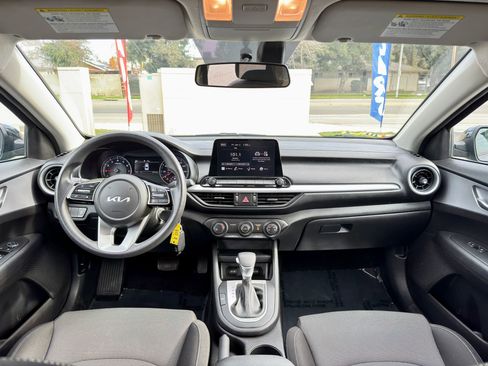 Used 2023 Kia Forte LXS image 6