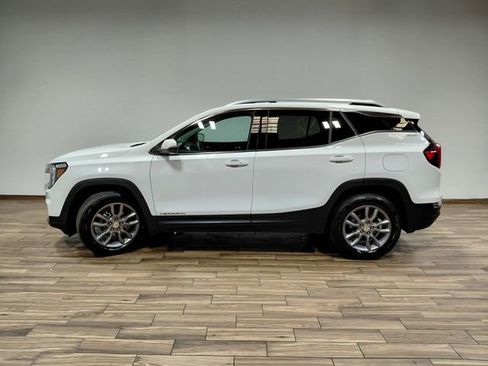 Certified 2024 GMC Terrain SLT AWD/4WD image 47