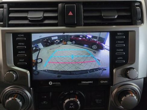 Used 2022 Toyota 4Runner SR5 Premium w/ Moonroof Package AWD/4WD image 12