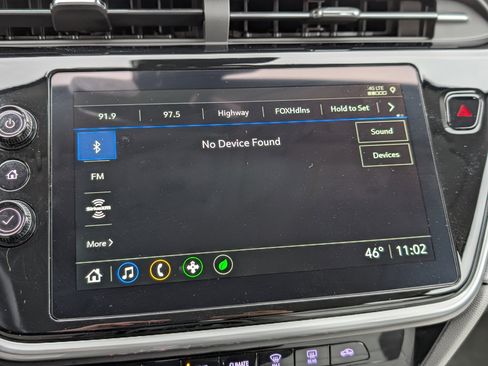 Used 2023 Chevrolet Bolt EUV Premier image 28