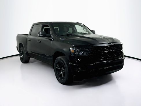 Used 2023 RAM 1500 Big Horn AWD/4WD image 3