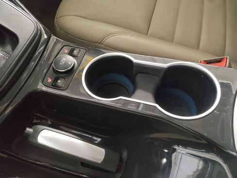 Used 2015 Ford Escape Titanium FWD image 26