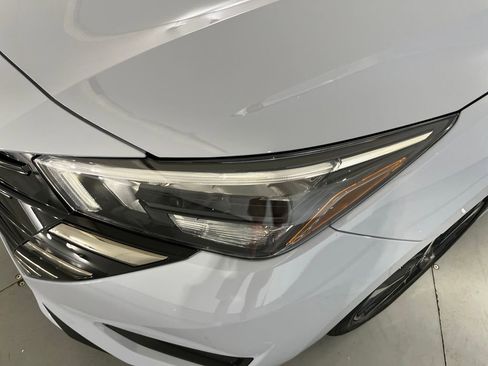 Used 2024 Nissan Versa SR w/ Trunk Package image 36