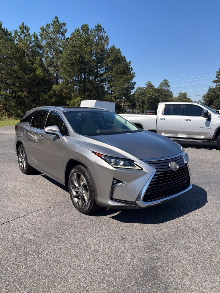 Used 2018 Lexus RX 350L Luxury w/ Accessory Package FWD image 7