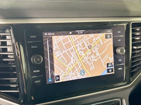 Used 2022 Volkswagen Atlas SEL image 16