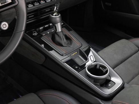 Used 2022 Porsche 911 GT3 image 18