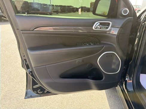 Used 2018 Jeep Grand Cherokee Trackhawk image 13