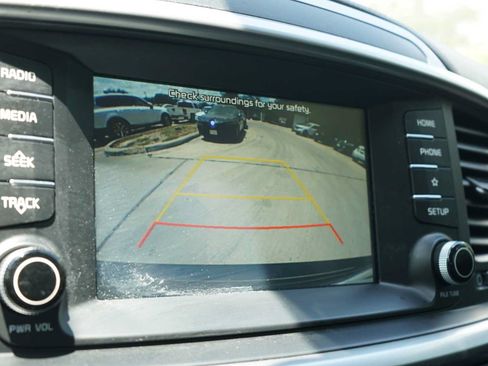 Used 2020 Kia Sorento EX FWD image 11