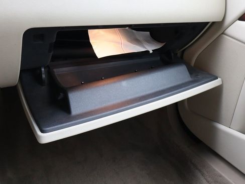 Used 2011 Volvo XC70 T6 image 37