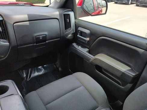 Used 2018 Chevrolet Silverado 1500 LT RWD image 17