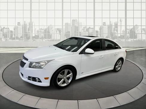 Used 2012 Chevrolet Cruze LT w/ RS Package image 5