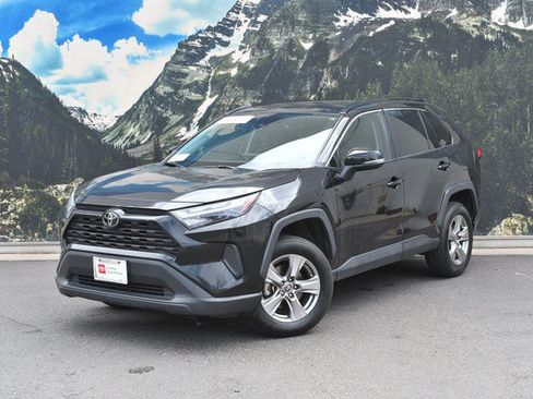 Used 2023 Toyota RAV4 XLE AWD/4WD image 6