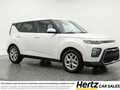 Used 2025 Kia Soul LX w/ LX Technology Package