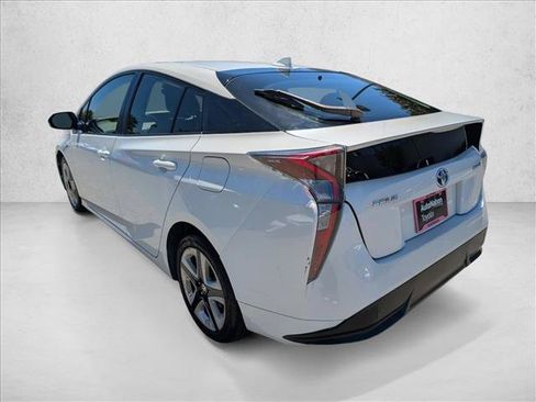 Used 2016 Toyota Prius Three Touring FWD image 8