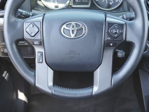Used 2016 Toyota Tacoma TRD Sport w/ Towing Package RWD image 29