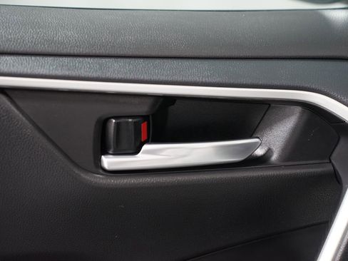 Certified 2024 Toyota RAV4 XLE image 32