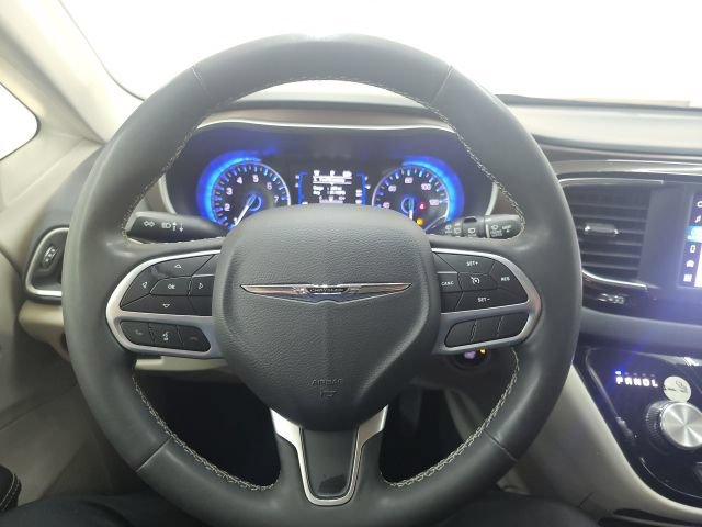Used 2023 Chrysler Voyager LX FWD image 12