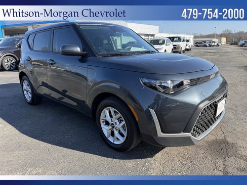 Used 2025 Kia Soul S image 3
