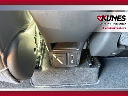 Used 2023 Chevrolet TrailBlazer RS w/ Convenience Package FWD image 15