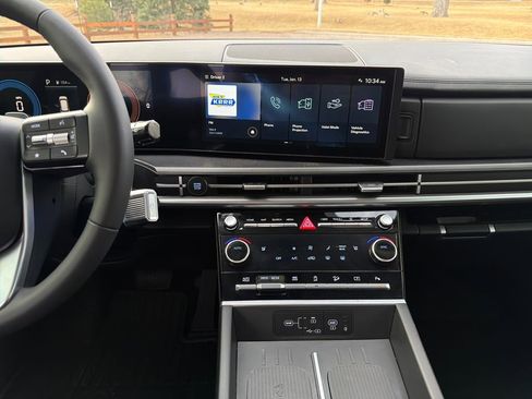 Used 2025 Hyundai Santa Fe SEL image 25