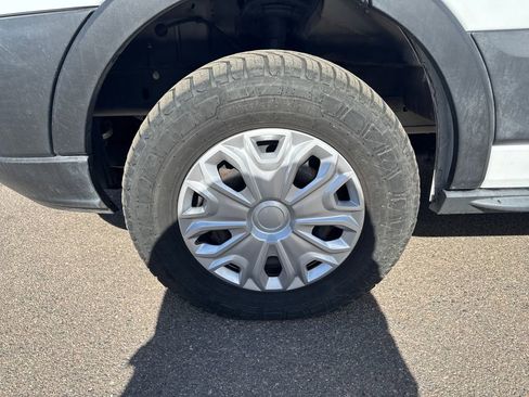 Used 2019 Ford Transit 250 130 Low Roof w/ Exterior Upgrade Package RWD image 27