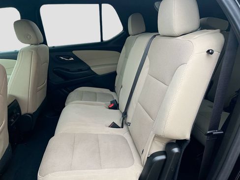 Used 2023 Chevrolet Traverse LS AWD/4WD image 23