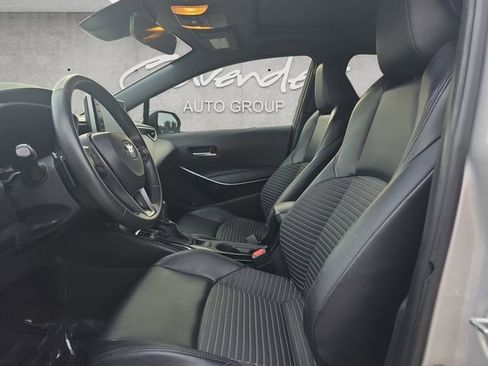 Used 2022 Toyota Corolla XSE image 19