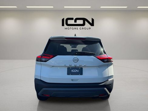 Used 2022 Nissan Rogue S FWD image 4