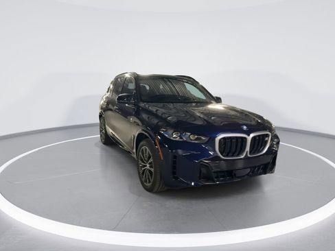 New 2026 BMW X5 M60i image 2