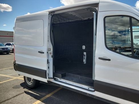 Used 2020 Ford Transit 250 Medium Roof w/ Load Area Protection Package RWD image 10