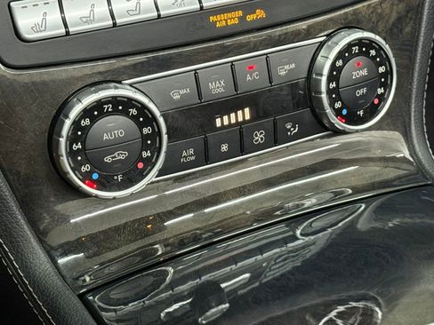 Used 2014 Mercedes-Benz SL 550 image 51