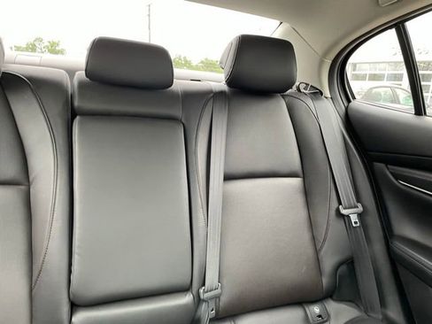 Used 2020 MAZDA MAZDA3 AWD Sedan w/ Premium Package image 15