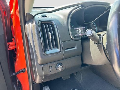 Used 2019 Chevrolet Colorado LT RWD image 10