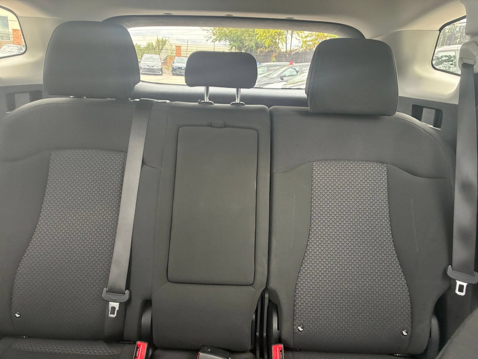 Used 2026 Kia Sportage LX FWD image 32