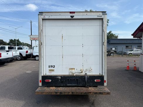 Used 2019 Chevrolet Express 3500 w/ Power Convenience Package image 8