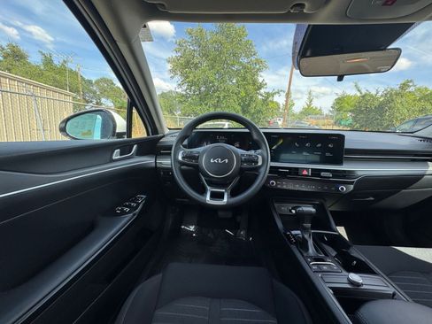 Used 2025 Kia K5 LXS image 33