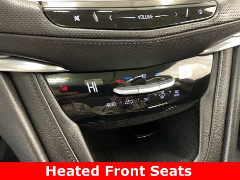 Used 2017 Cadillac XT5 Luxury w/ Driver Awareness Package image 12