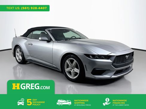 Used 2026 Ford Mustang Premium RWD image 1