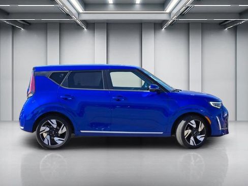 Certified 2024 Kia Soul GT-Line w/ GT-Line Technology Package FWD image 3