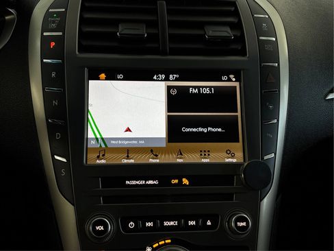 Used 2018 Lincoln MKZ Reserve w/ Technology Package AWD/4WD image 19