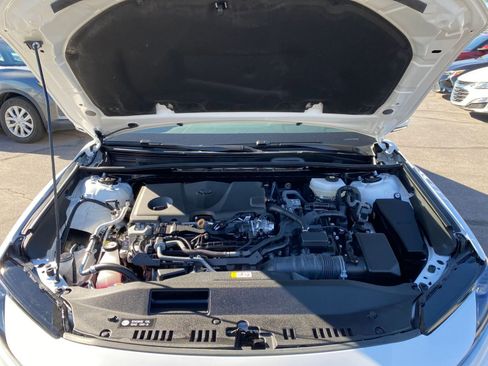 Used 2025 Toyota Camry LE image 32