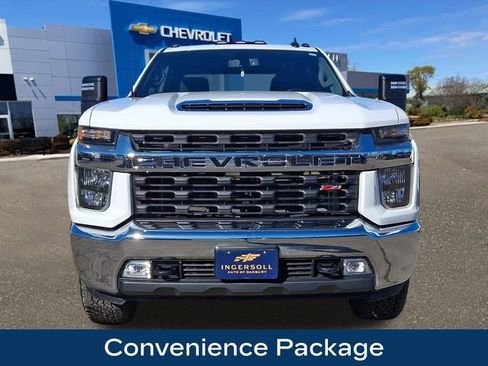 Used 2022 Chevrolet Silverado 2500 LT w/ Convenience Package image 3