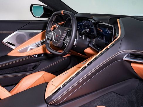 Used 2021 Chevrolet Corvette Stingray Premium Conv w/ 3LT image 16