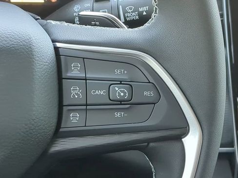 New 2026 Jeep Grand Cherokee Laredo RWD image 29