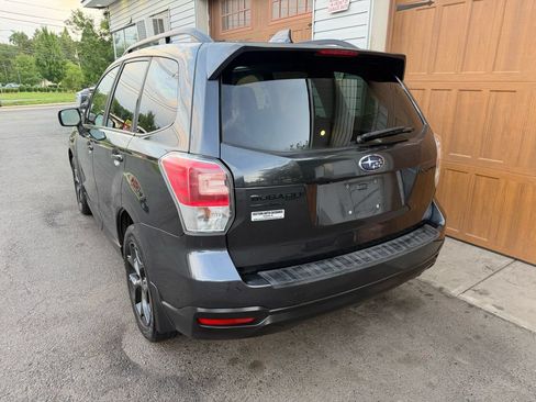 Used 2018 Subaru Forester 2.5i Premium w/ Protection Package #1 AWD/4WD image 5